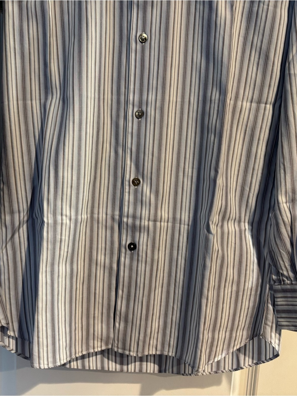 WONDERFUL  SALVATORE FERRAGAMO ITALY STRIP SHIRT LONG  SLEEVES COTTON SIZE S - Picture 5 of 8
